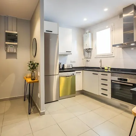 21mal1089-magnific Near Sagrada Familia Апартаменты Барселона